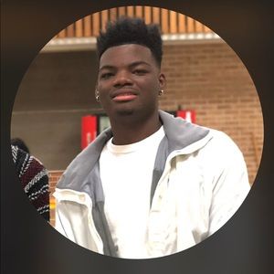 Meet your Posher, Troy